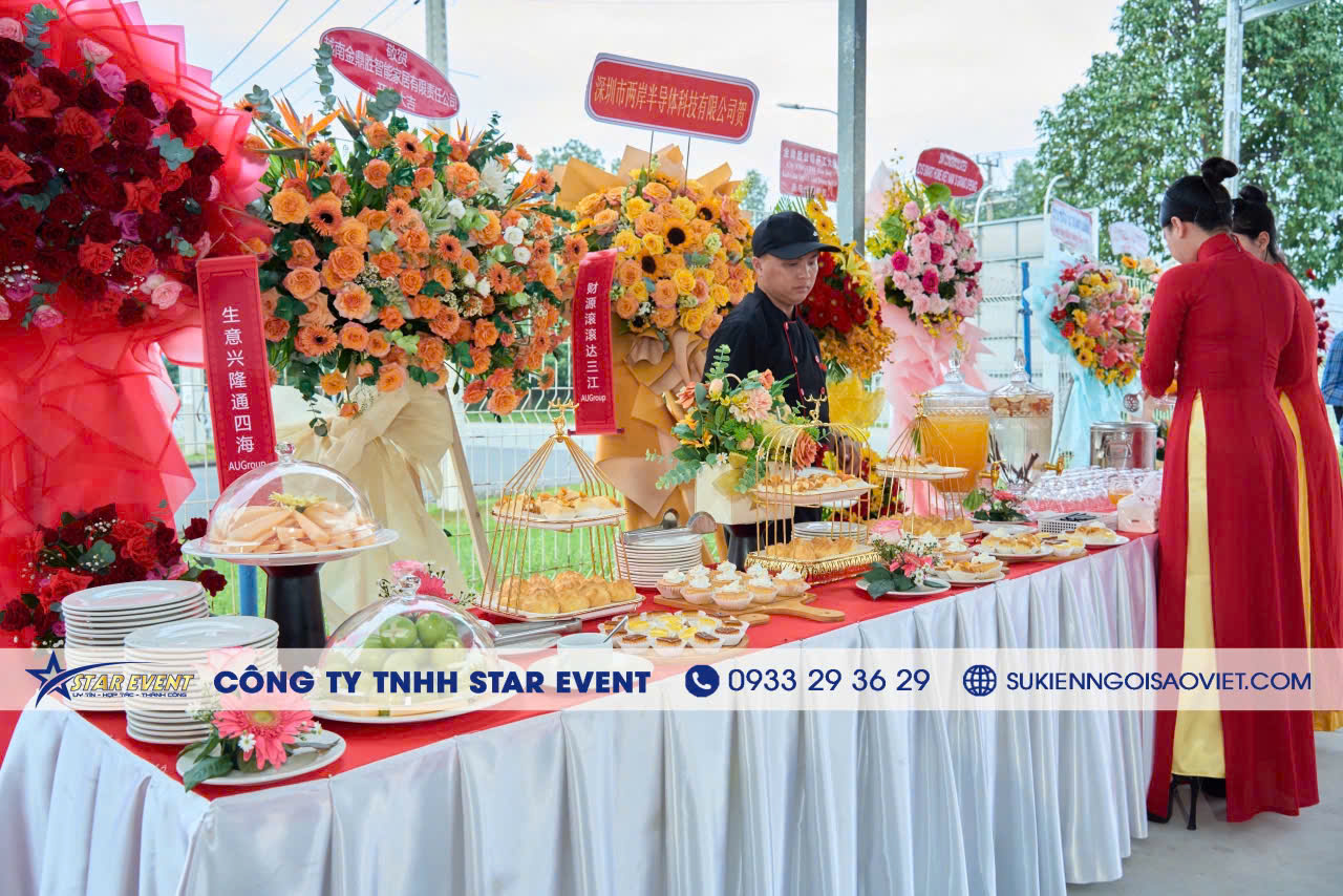 Tổ chức sự kiện