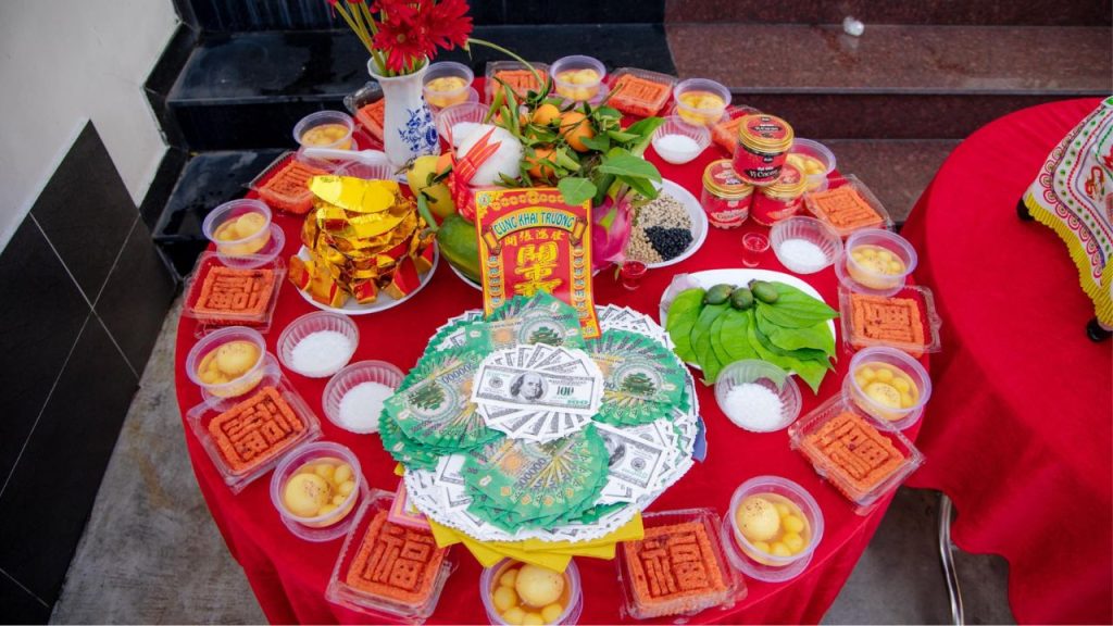 Mâm cúng khai trương đầu năm của công ty Tavie Nuts (Nguồn ảnh_ Tâm Việt - Nông sản sạch)