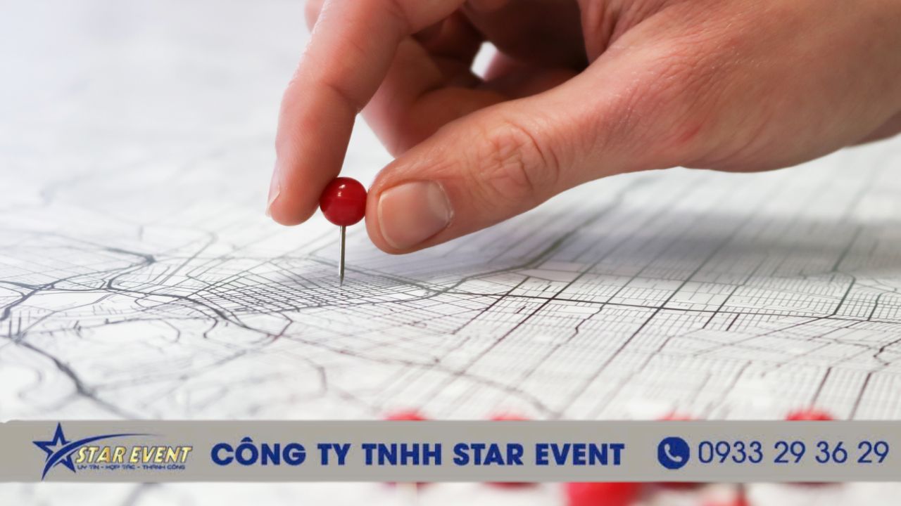 Xác định chủ đề và phong cách 
