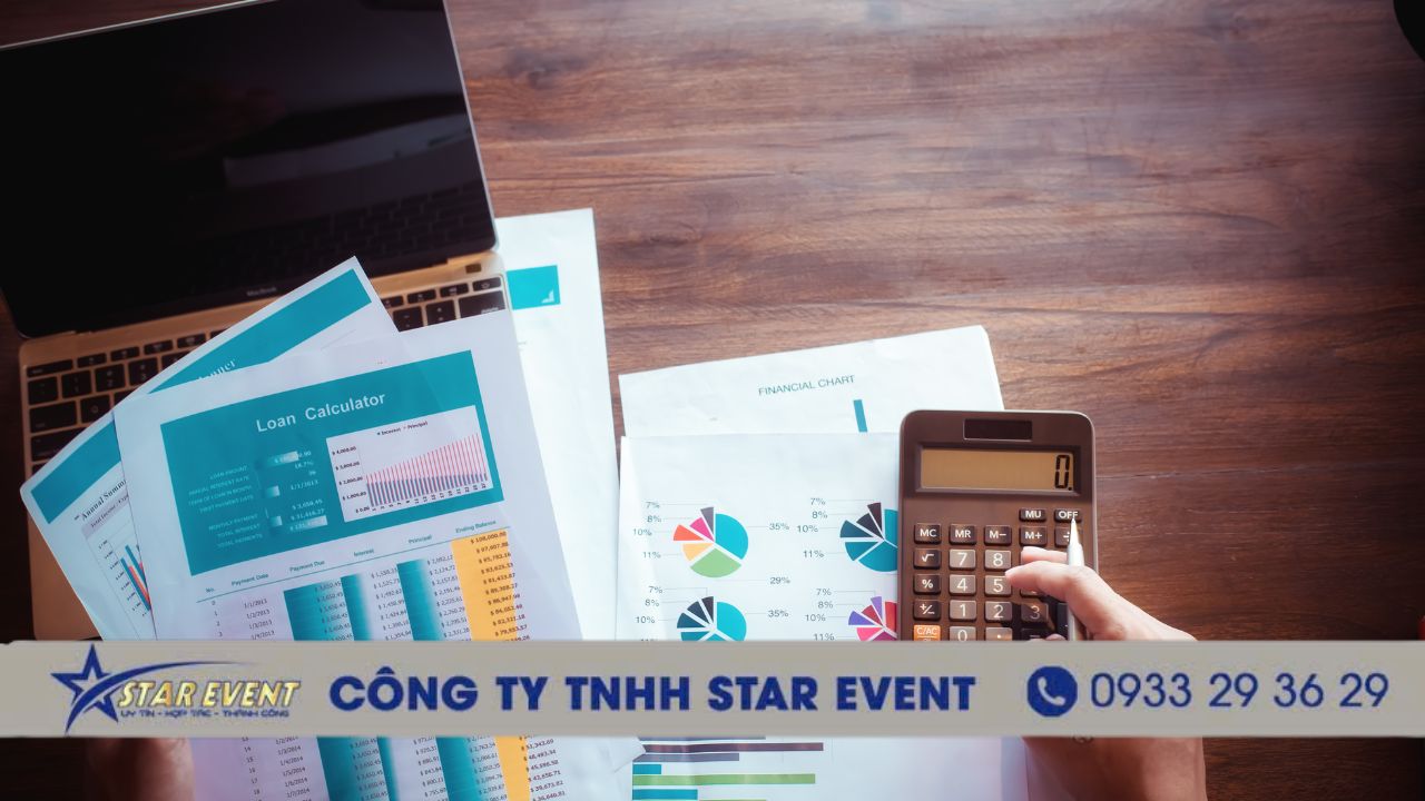 Chi phí truyền thông & hậu cần