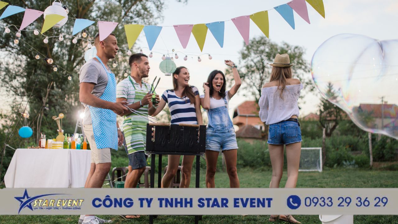 Trang phục cho tiệc ngoài trời